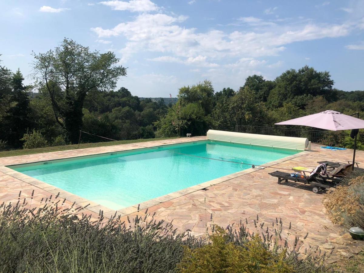La Ferme De Sapharey Bed & Breakfast Sarrazac  Exterior photo